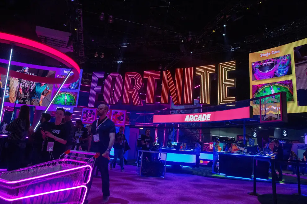 The Facebook Gaming logo is shown at E3, the annual video games expo revealing the latest in gaming software and hardware in Los Angeles, California, U.S., June 12, 2019.  REUTERS/Mike Blake [[[REUTERS VOCENTO]]] GAMING-E3/