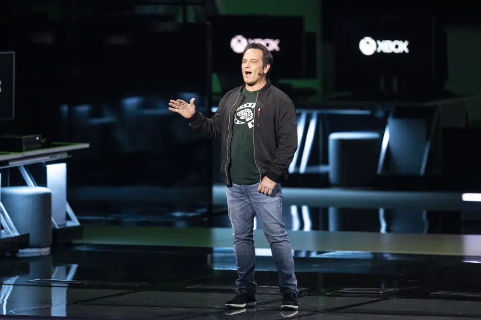 Los Angeles (United States), 09/06/2019.- Executive vice-president of Gaming at Microsoft Phil Spencer delivers a speech during the Microsoft Microsoft Xbox 2019 Briefing at the Microsoft Theater in Los Angeles, California, USA, 09 June 2019. This event occured ahead of the Electronic Entertainment Expo (E3) which runs from 11 to 13 June 2019. (Estados Unidos) EFE/EPA/ETIENNE LAURENT Microsoft XBox 2019 briefing in Los Angeles