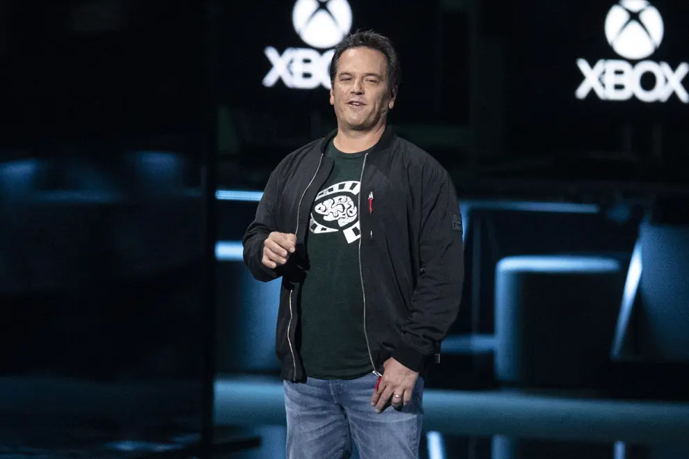 Los Angeles (United States), 09/06/2019.- Executive vice-president of Gaming at Microsoft Phil Spencer delivers a speech during the Microsoft Microsoft Xbox 2019 Briefing at the Microsoft Theater in Los Angeles, California, USA, 09 June 2019. This event occured ahead of the Electronic Entertainment Expo (E3) which runs from 11 to 13 June 2019. (Estados Unidos) EFE/EPA/ETIENNE LAURENT Microsoft XBox 2019 briefing in Los Angeles