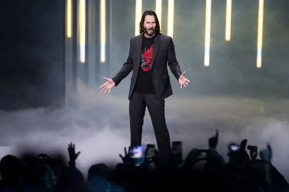 Los Angeles (United States), 09/06/2019.- Canadian-American actor Keanu Reeves appears on stage to present to the new game franchise 'Cyberpunk 2077' during the Microsoft Microsoft Xbox 2019 Briefing at the Microsoft Theater in Los Angeles, California, USA, 09 June 2019. This event occured ahead of the Electronic Entertainment Expo (E3) which runs from 11 to 13 June 2019. (Estados Unidos) EFE/EPA/ETIENNE LAURENT Microsoft XBox 2019 briefing in Los Angeles