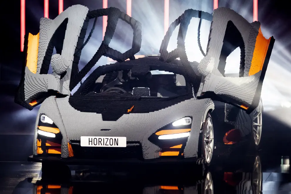 Los Angeles (United States), 09/06/2019.- A life-size Lego sport car is displayed on stage during the announcement of the games 'Forza Horizon' and 'Lego Speed Champions' during the Microsoft Microsoft Xbox 2019 Briefing at the Microsoft Theater in Los Angeles, California, USA, 09 June 2019. This event occured ahead of the Electronic Entertainment Expo (E3) which runs from 11 to 13 June 2019. (Estados Unidos) EFE/EPA/ETIENNE LAURENT Microsoft XBox 2019 briefing in Los Angeles
