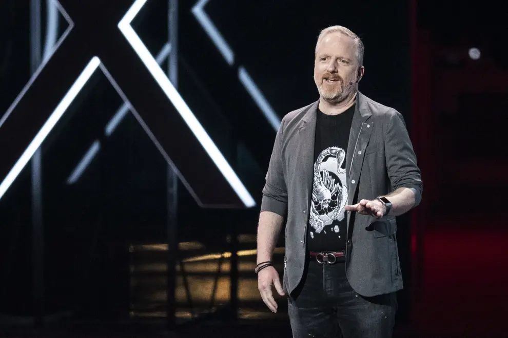 Los Angeles (United States), 09/06/2019.- Head of Microsoft Studios Matt Booty delivers a speech during the Microsoft Microsoft Xbox 2019 Briefing at the Microsoft Theater in Los Angeles, California, USA, 09 June 2019. This event occured ahead of the Electronic Entertainment Expo (E3) which runs from 11 to 13 June 2019. (Estados Unidos) EFE/EPA/ETIENNE LAURENT Microsoft XBox 2019 briefing in Los Angeles