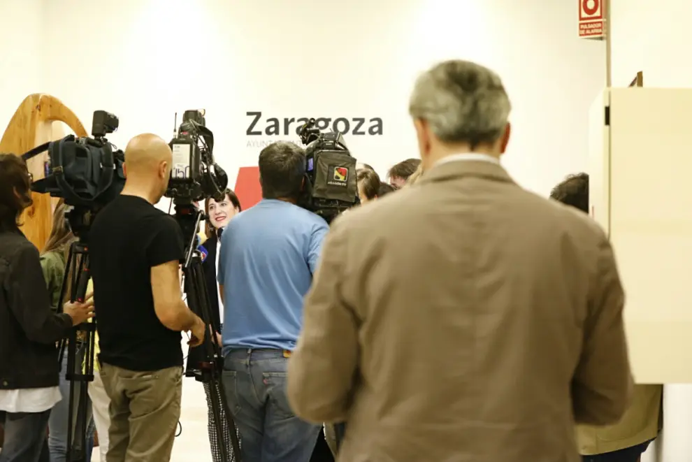 Este viernes las reuniones se suceden en los despachos del Ayuntamiento de Zaragoza,