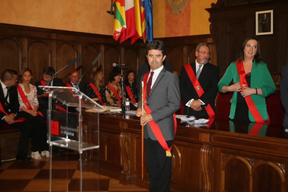 El pleno de Huesca del que salió Luis Felipe (PSOE) alcalde por sorpresa