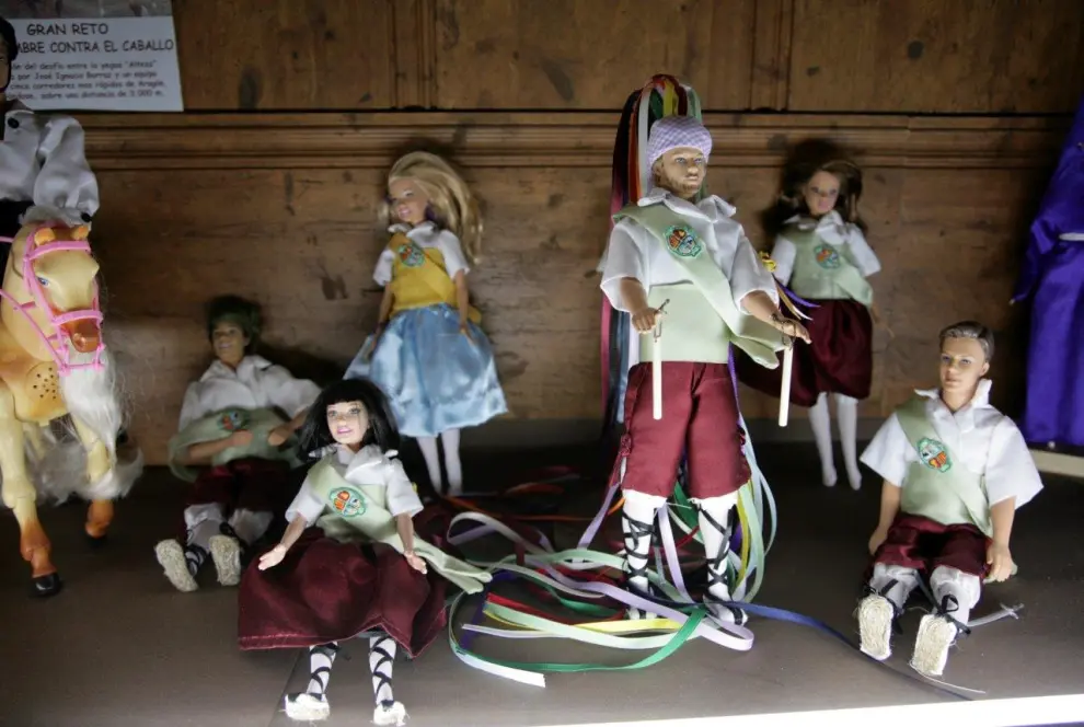 Algunas de las muñecas que mostraba el museo de Lanaja.