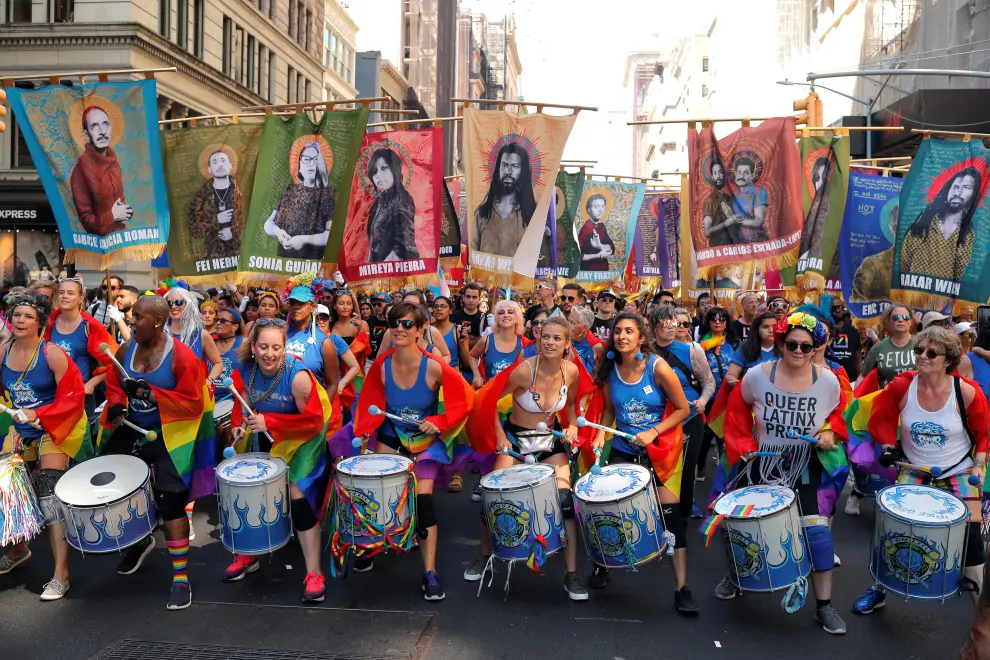 People participate in the 2019 World Pride NYC and Stonewall 50th LGBTQ Pride parade in New York, U.S., June 30, 2019.  REUTERS/Lucas Jackson [[[REUTERS VOCENTO]]] GAY-PRIDE/NEW YORK