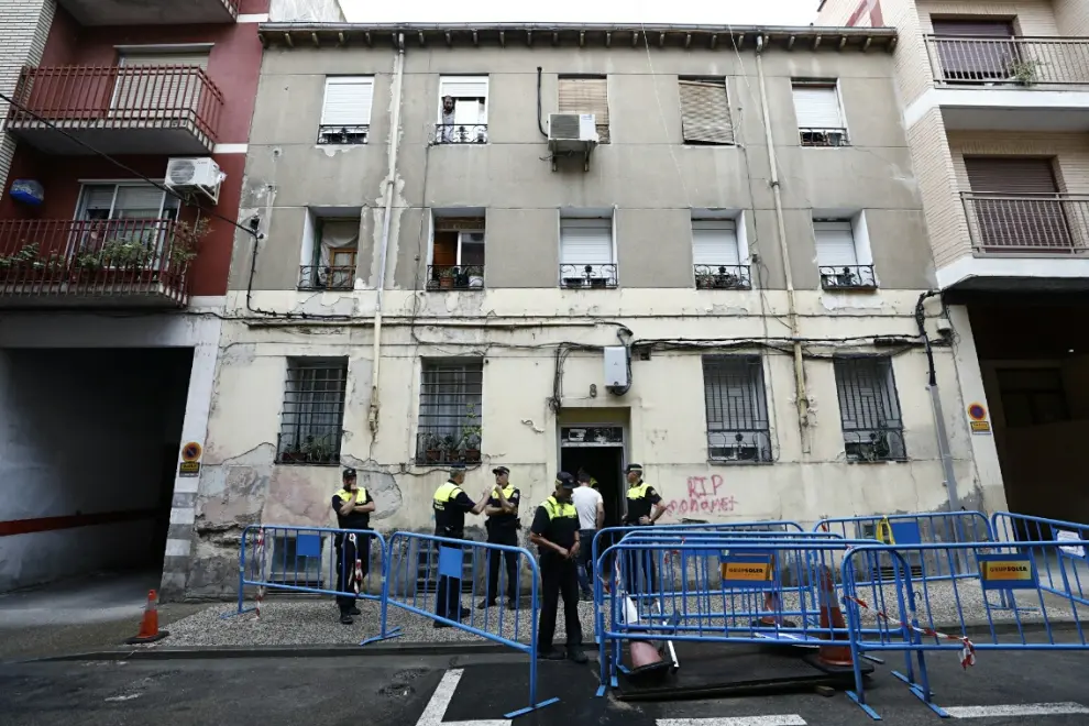 Derrumbe parcial de un edificio en el barrio de Jesús de Zaragoza.