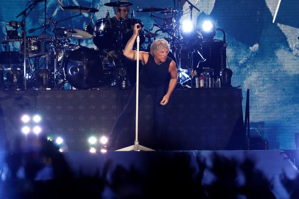 GRAF546. MADRID, 07/07/2019.- El banda estadounidense Bon Jovi, durante el concierto de su gira "This house is not for sale" ofrecido esta noche en el Wanda Metropolitano, en Madrid. EFE/Mariscal CONCIERTO DE BON JOVI EN MADRID