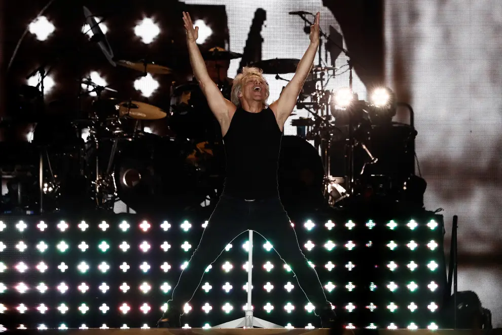 GRAF555. MADRID, 07/07/2019.- El cantante estadounidense Jon Bon Jovi, durante el concierto de su gira "This house is not for sale" ofrecido esta noche en el Wanda Metropolitano, en Madrid. EFE/Mariscal CONCIERTO DE BON JOVI EN MADRID