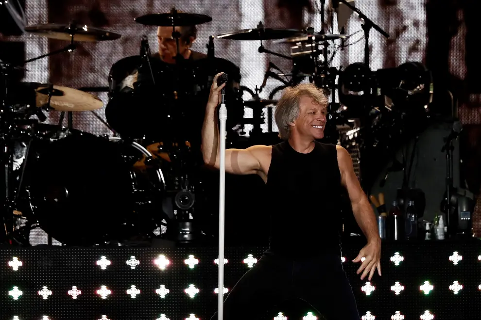 GRAF556. MADRID, 07/07/2019.- El cantante estadounidense Jon Bon Jovi, durante el concierto de su gira "This house is not for sale" ofrecido esta noche en el Wanda Metropolitano, en Madrid. EFE/Mariscal CONCIERTO DE BON JOVI EN MADRID