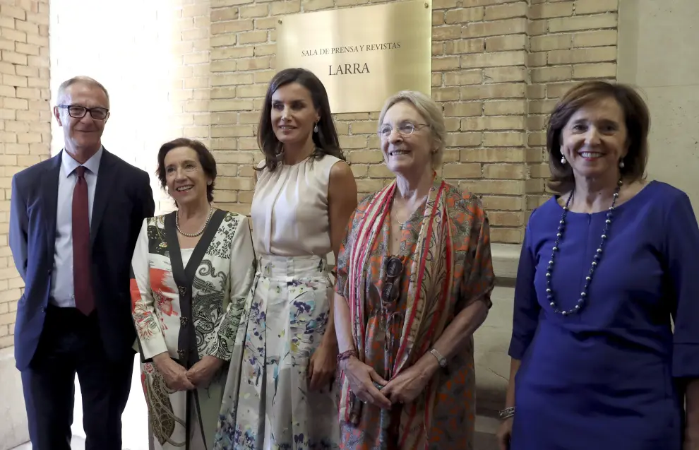 La Reina Letizia visita la Biblioteca Nacional e inaugura las salas María Moliner y Larra