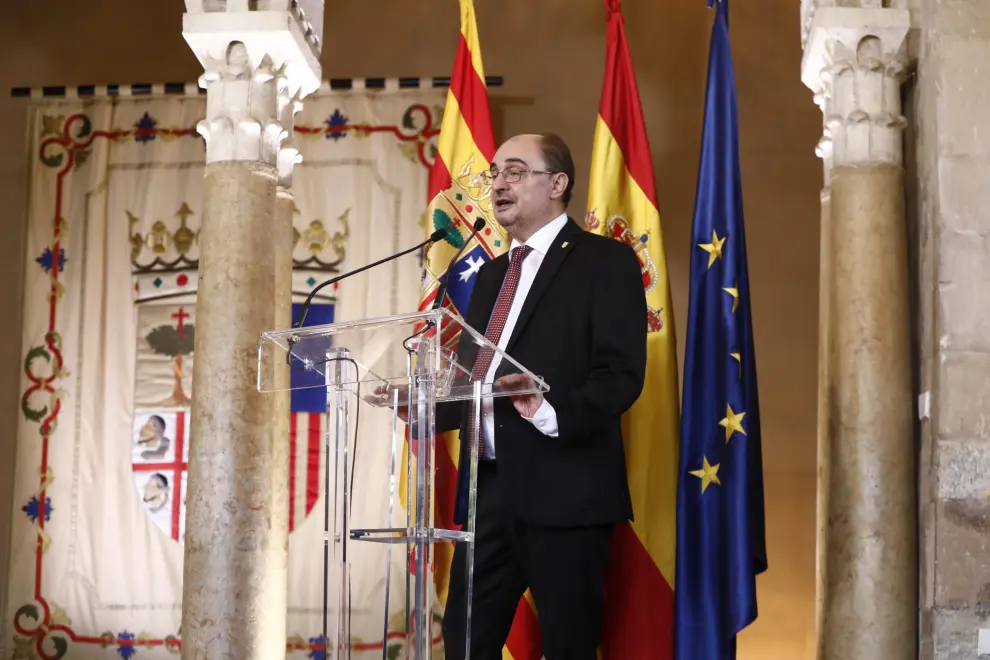 Acto de investidura del socialista Javier Lambán como presidente de Aragón