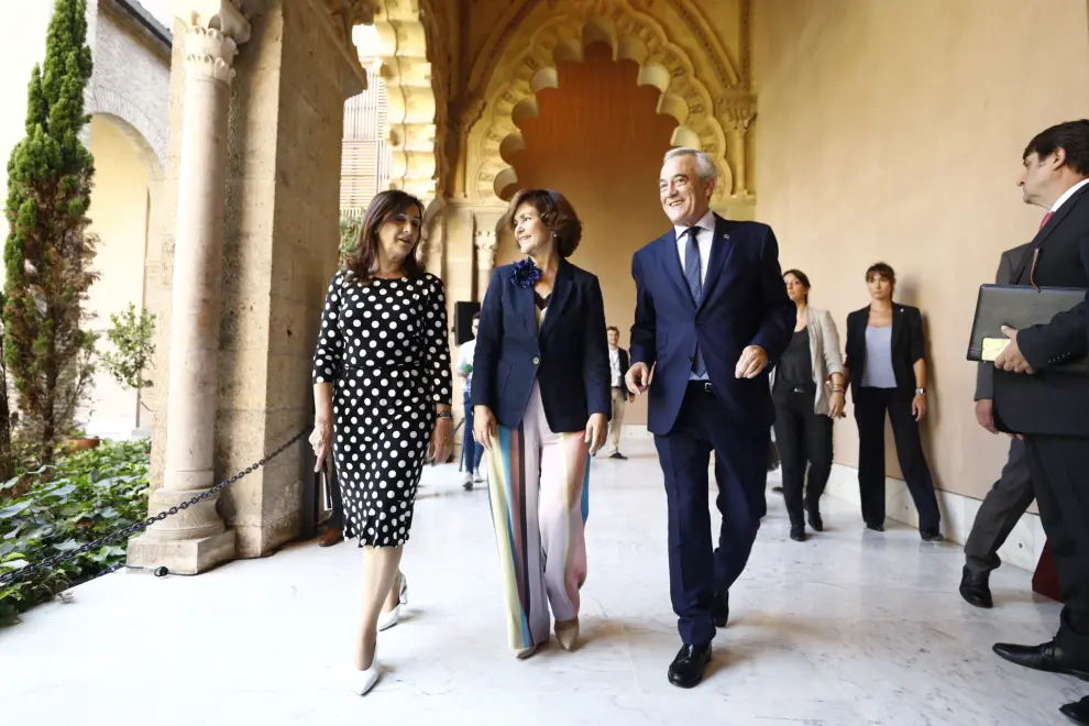 Toma de posesión de Javier Lambán como presidente de Aragón en el palacio de la Aljafería.