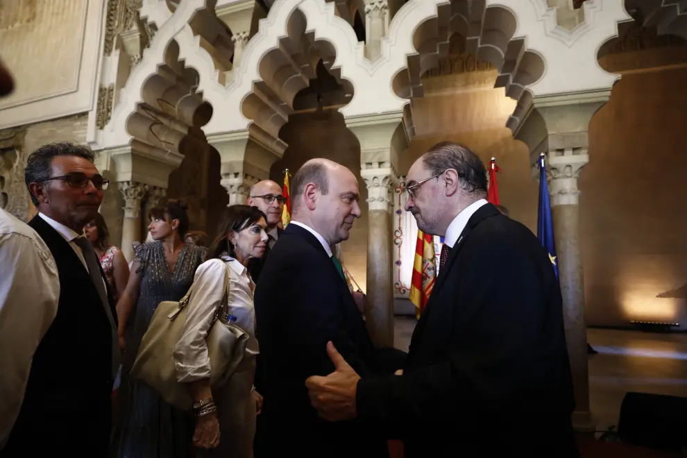 Toma de posesión de Javier Lambán como presidente de Aragón en el palacio de la Aljafería.