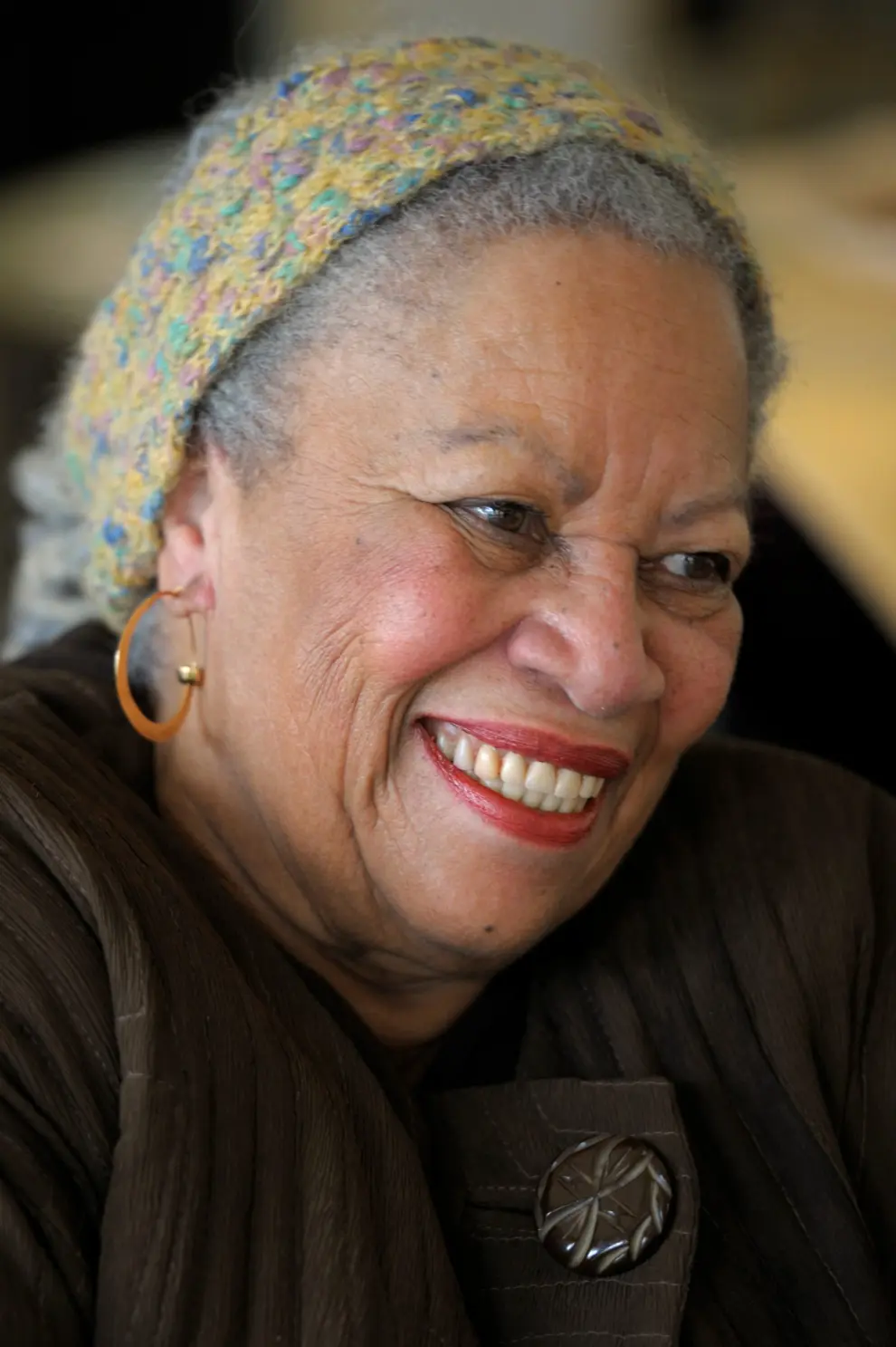 FILE PHOTO: U.S. author Toni Morrison poses after being awarded the Officer de la Legion d'Honneur, the Legion of Honour, France's highest award, during a ceremony at the Culture Ministry in Paris, France November 3, 2010.  REUTERS/Philippe Wojazer/File Photo [[[REUTERS VOCENTO]]] PEOPLE-MORRISON/