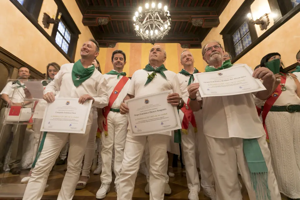 Acto institucional en el Salón del Justicia del Ayuntamiento de Huesca