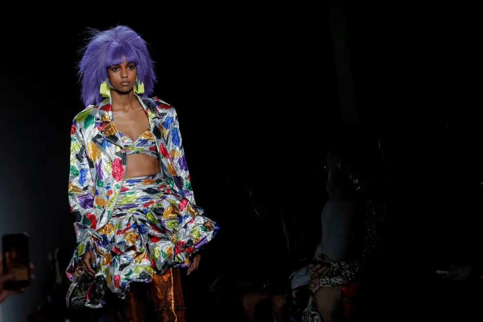 El color y el volumen han protagonizado el arranque de la Semana de la Moda de Nueva York