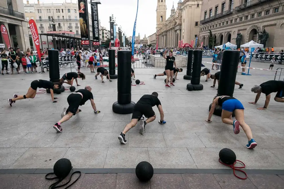 Durante toda la mañana decenas de deportistas han hecho exhibiciones de sus diferentes disciplinas en la Plaza del Pilar de Zaragoz