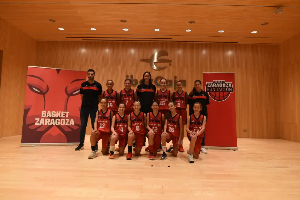 Puesta de largo de la cantera de Basket Zaragoza en Ibercaja