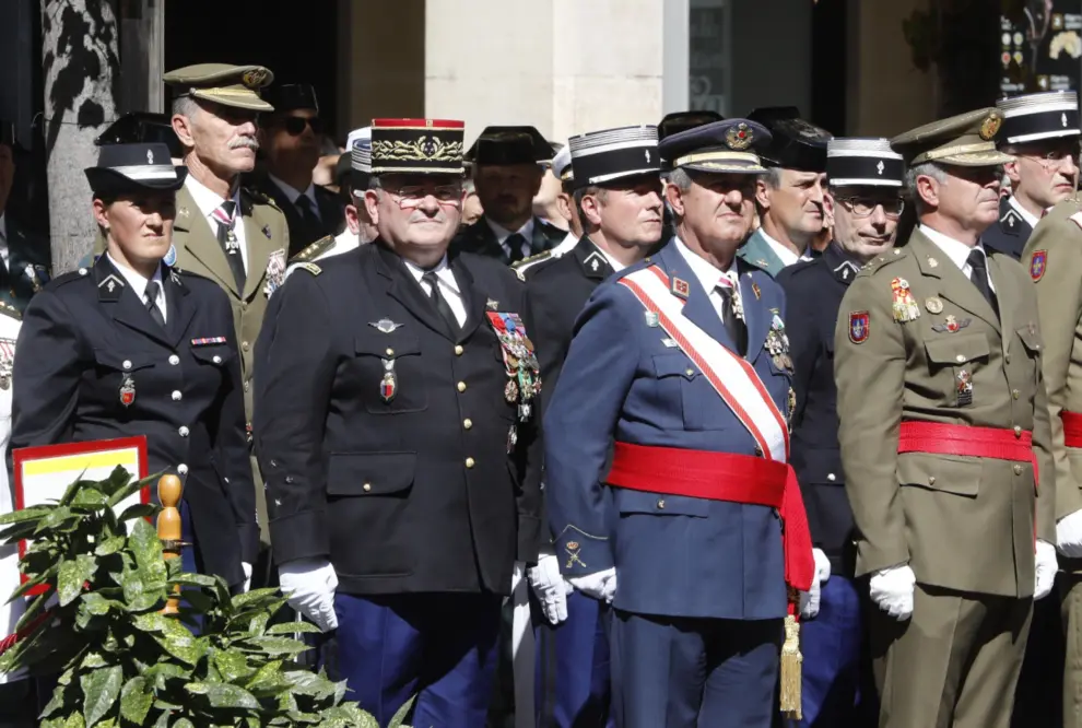 La Guardia Civil celebra su 175 aniversario en el paseo de la Independencia de Zaragoza.