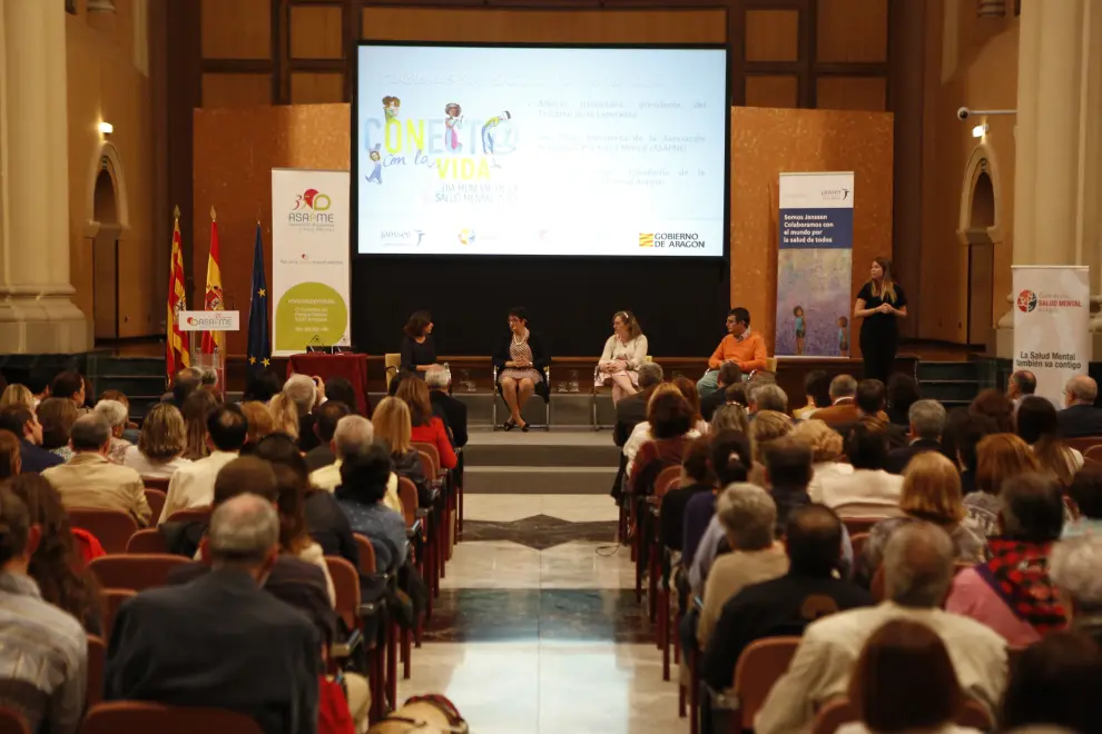 Afectados y asociaciones abogan en Zaragoza por sacar a la luz pública el suicidio
