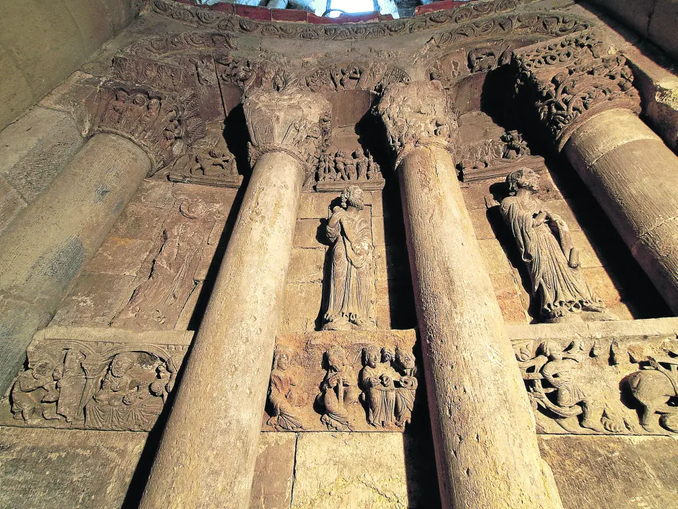 Interior de la parte conservada del ábside de la catedral de la Seo de Zaragoza, vestigio del primitivo templo romano.