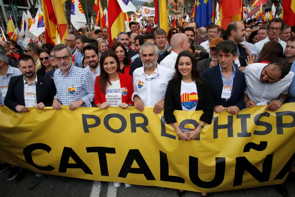 Manifestación en Barcelona por el Día de la Hispanidad