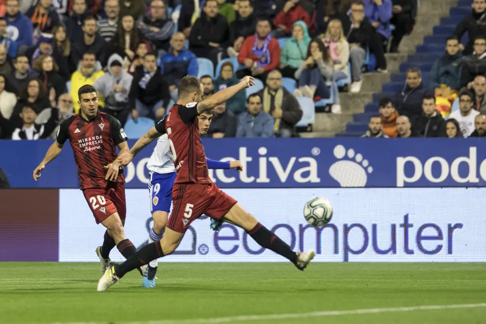 El Real Zaragoza cae i-2 ante el Mirandés en La Romareda