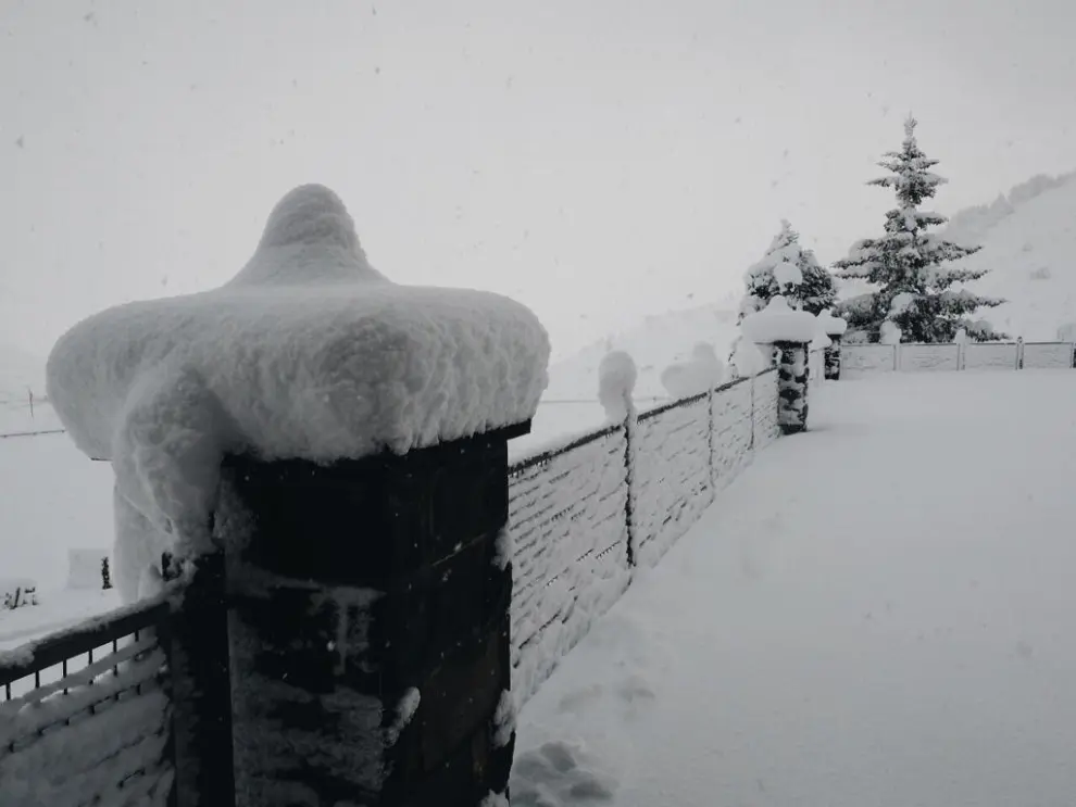Hasta 35 centímetros de nieve han caído en Formigal