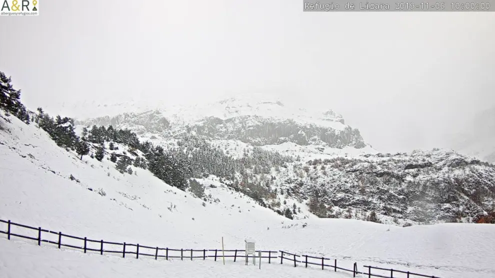 Primera gran nevada del otoño en el Pirineo.