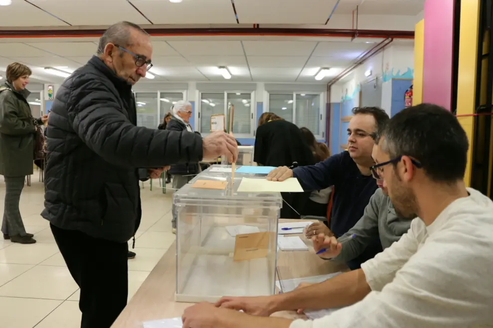 Votaciones en el Colegio Hermanos Marx de Zaragoza.