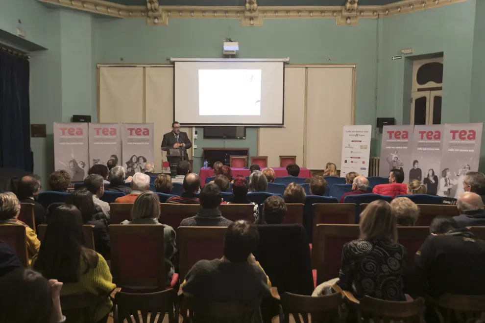 Presentación e imágenes de la campaña 'Cada vez somos más' de la Asociación Autismo Huesca