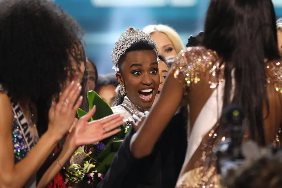 La sudafricana Zozibini Tunzi fue proclamada este domingo Miss Universo 2019 en una gala celebrada en Atlanta.