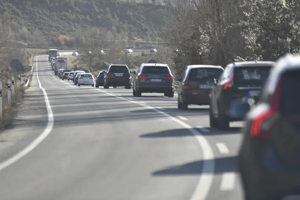 Retenciones de tráfico en el tramo Lanave-Sabiñánigo