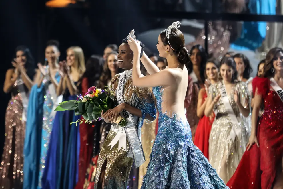 Zozibini Tunzi, Miss Universo 2019.