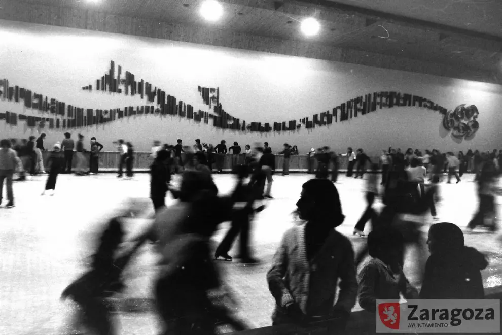 Imágenes de la pista de hielo 'El Ibón' en 1974.