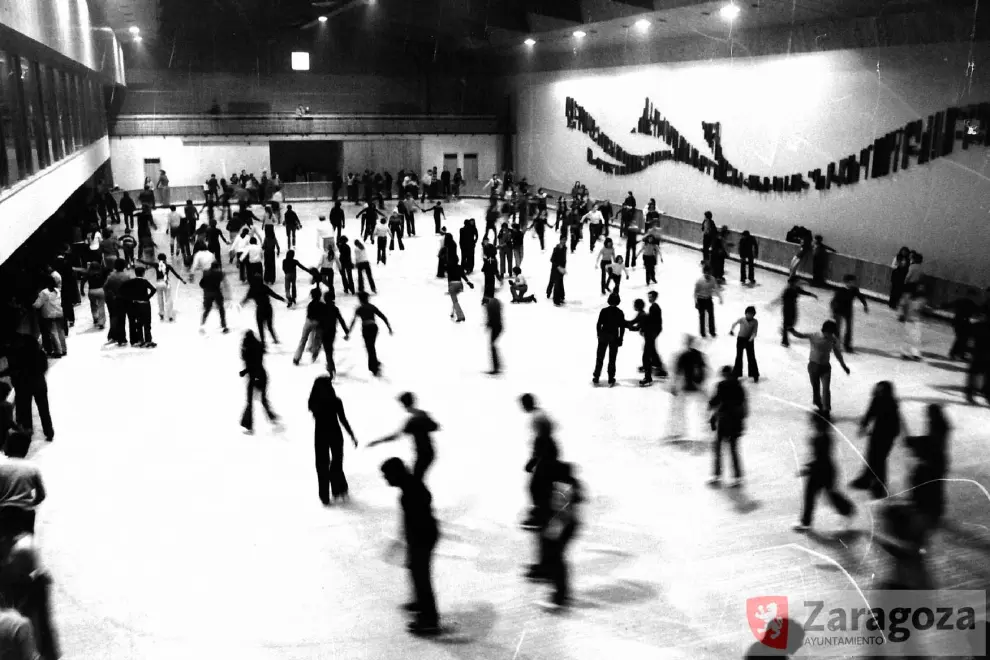 Imágenes de la pista de hielo 'El Ibón' en 1974.