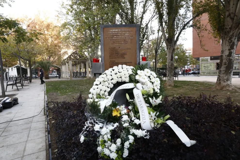 Acto conmemorativo del XXXII aniversario del atentado terrorista contra la casa cuartel de la Guardia Civil en el que murieron once personas, celebrado en la plaza de la Esperanza en Zaragoza