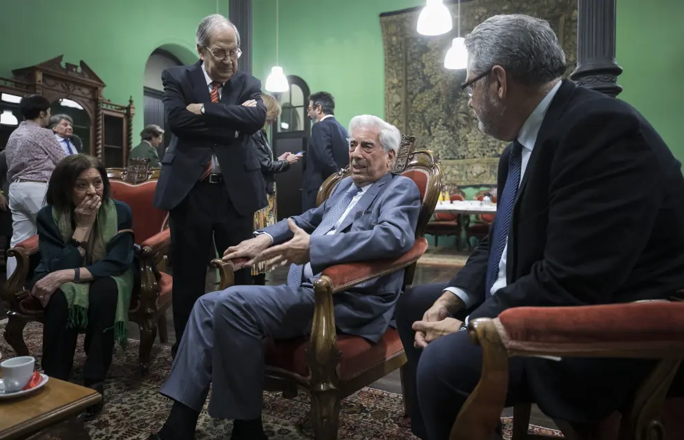 Mario Vargas Llosa visitó el Paraninfo de la Unizar el 20 de noviembre