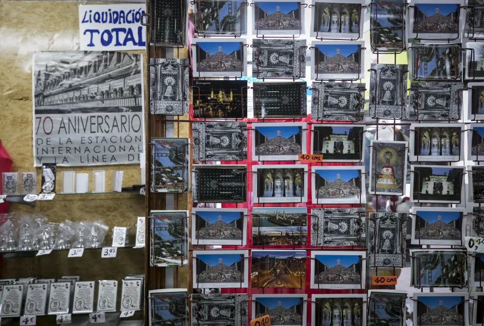 Cierra 'El mañico': Los últimos adoquines del templo del ‘souvenir’