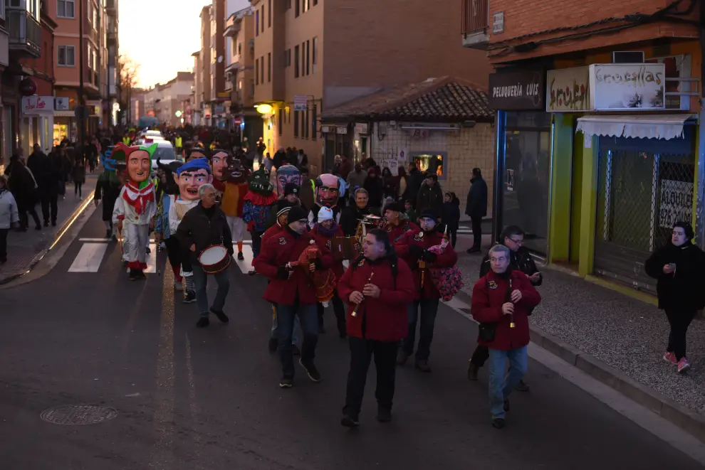 Los Reyes y las Reinas Magas llegan al barrio Oliver de Zaragoza