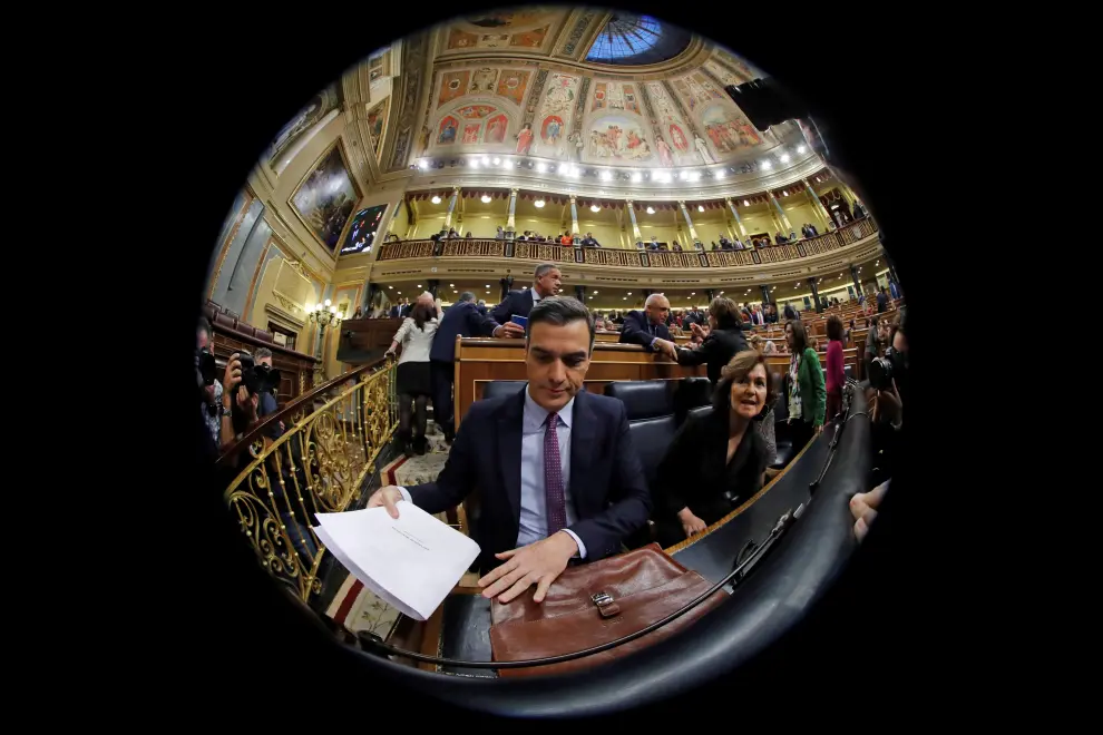 Imágenes de la primera jornada del debate de investidura de Pedro Sánchez.
