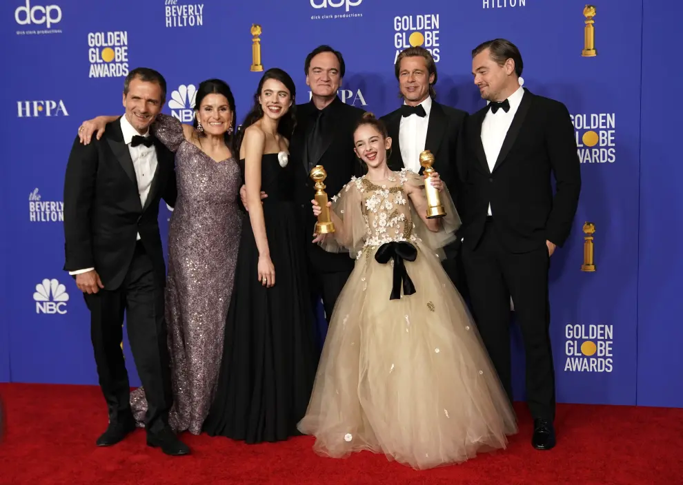 77th Golden Globe Awards - Photo Room - Beverly Hills, California, U.S., January 5, 2020 - The cast of "Once Upon A Time...In Hollywood" poses backstage with their award for Best Motion Picture - Musical or Comedy. REUTERS/Mike Blake [[[REUTERS VOCENTO]]] AWARDS-GOLDENGLOBES/