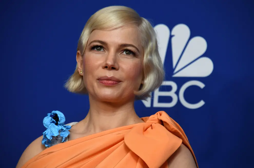 Beverly Hills (United States), 06/01/2020.- Michelle Williams holds the award for Best Performance by an actress in a Limited Series or a Motion Picture Made for Television for 'Fosse/Verdon' in the press room during the 77th annual Golden Globe Awards ceremony at the Beverly Hilton Hotel, in Beverly Hills, California, USA, 05 January 2020. (Estados Unidos) EFE/EPA/CHRISTIAN MONTERROSA Press Room - 77th Golden Globe Awards