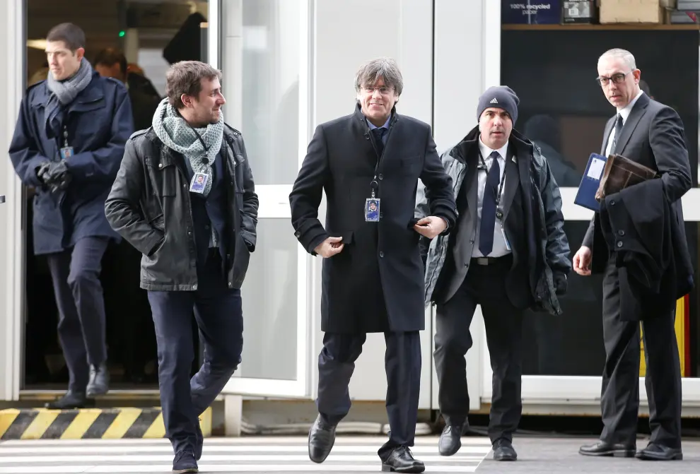 Former members of the Catalan government Carles Puigdemont and Toni Comin, arrive to attend their first plenary session as members of the European Parliament in Strasbourg, France, January 13, 2020. REUTERS/Vincent Kessler [[[REUTERS VOCENTO]]] SPAIN-POLITICS/CATALONIA-EU