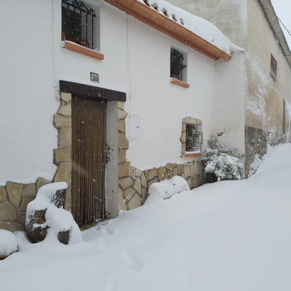 Imágenes de la nevada en Ferreruela de Huerva (Teruel).
