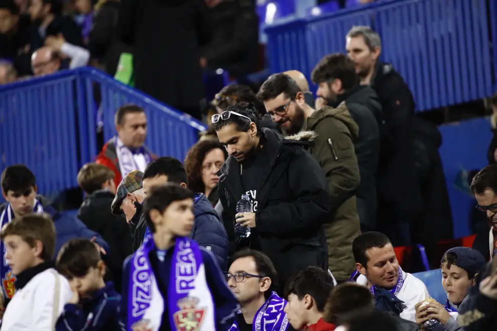 Imágenes de la afición en La Romareda durante el partido Real Zaragoza-Real Madrid.