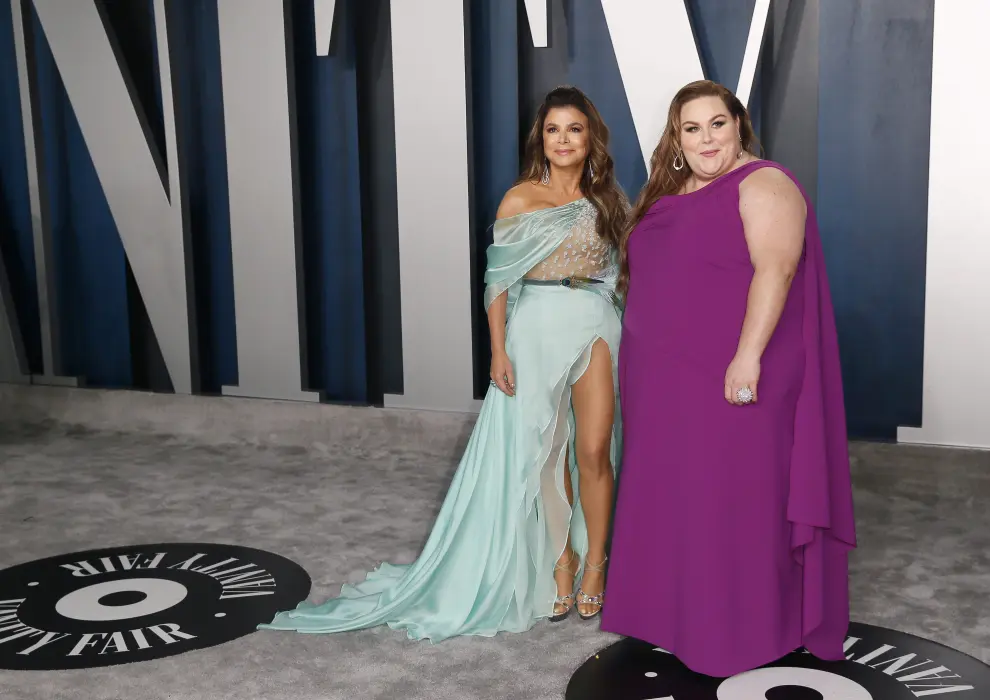 Paula Abdul and Chrissy Metz attend the Vanity Fair Oscar party in Beverly Hills during the 92nd Academy Awards, in Los Angeles, California, U.S., February 9, 2020.    REUTERS/Danny Moloshok [[[REUTERS VOCENTO]]] AWARDS-OSCARS/VANITYFAIR