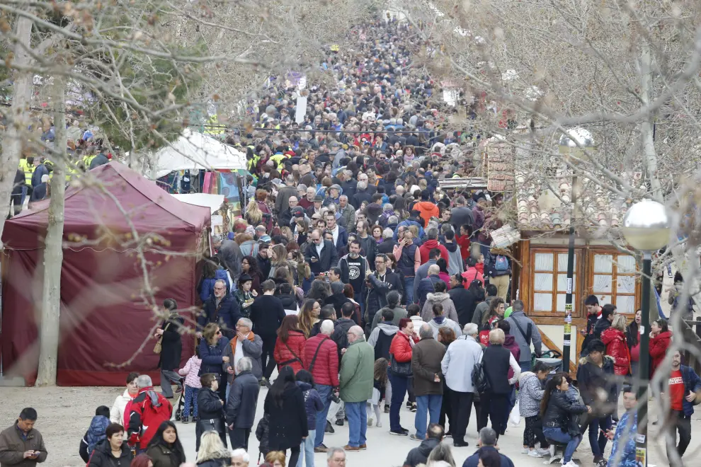 La Cincomarzada vuelve a congregar a miles de zaragozanos en el parque del Tío Jorge de Zaragoza