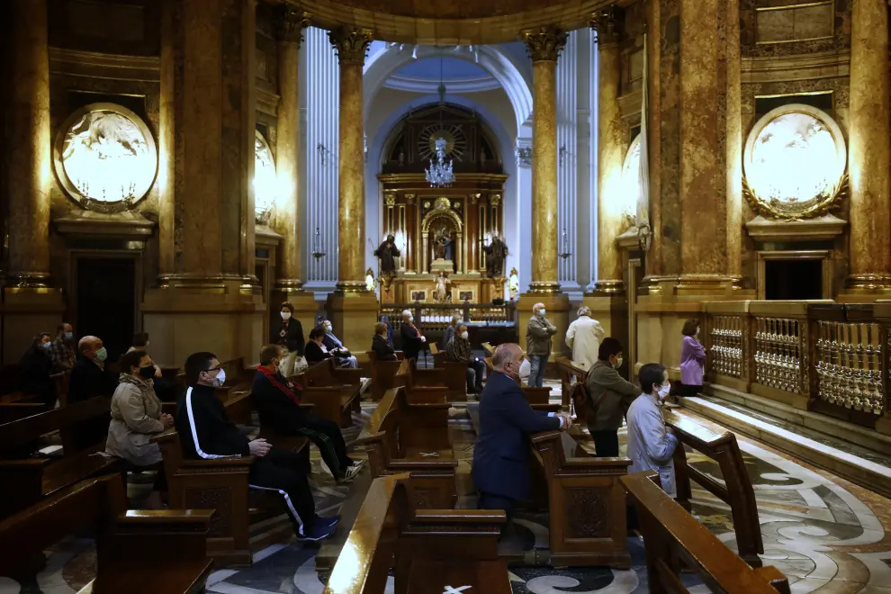 Fotos del primer día de la basílica del Pilar de Zaragoza abierta.